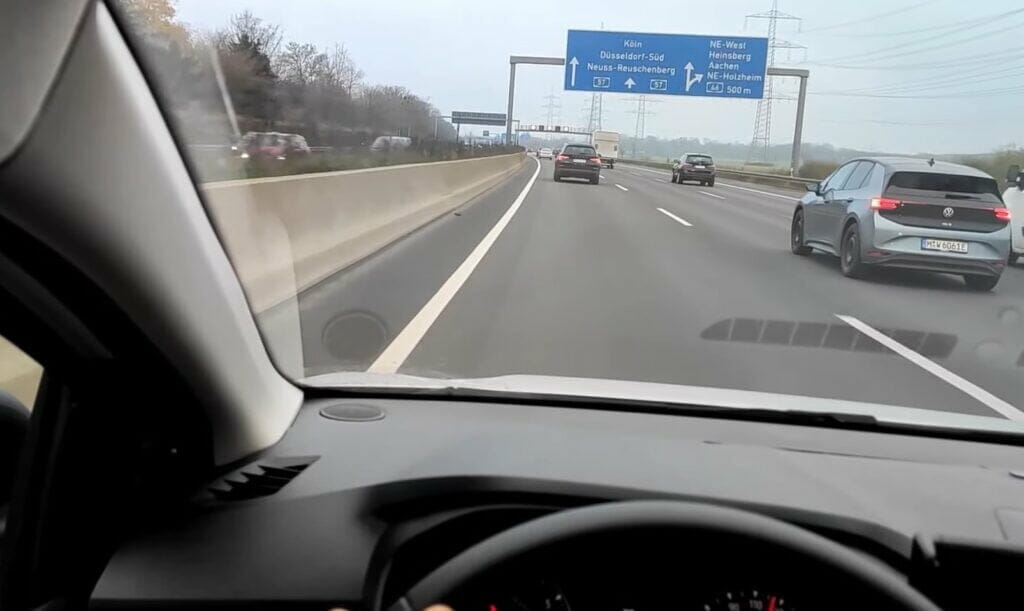 تم اختبار Dacia Sandero على LPG على الطريق السريع.  بلغ النموذج المحلي 178 كم / ساعة – فيديو